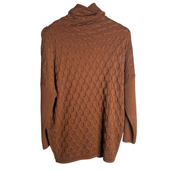 Natori Textured Mandalay Turtleneck Wedge Top Cognac Size S - Picture 6 of 8